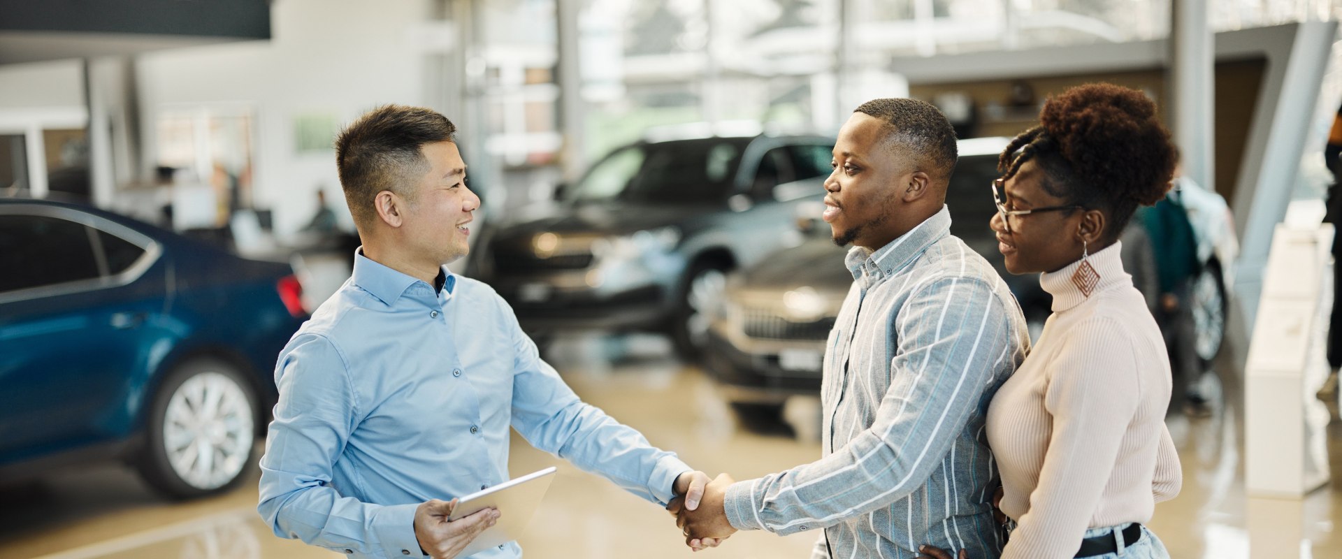 Pros and Cons of Buying Used Cars Online: A Comprehensive Overview